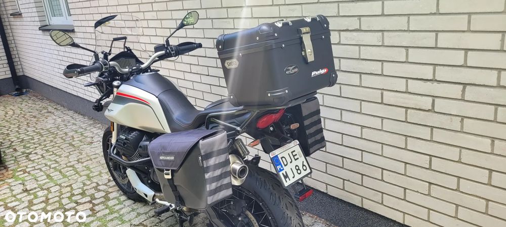 Moto Guzzi V85 - 38