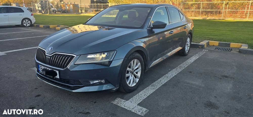 Skoda Superb 2.0 TDI DSG Ambition - 15