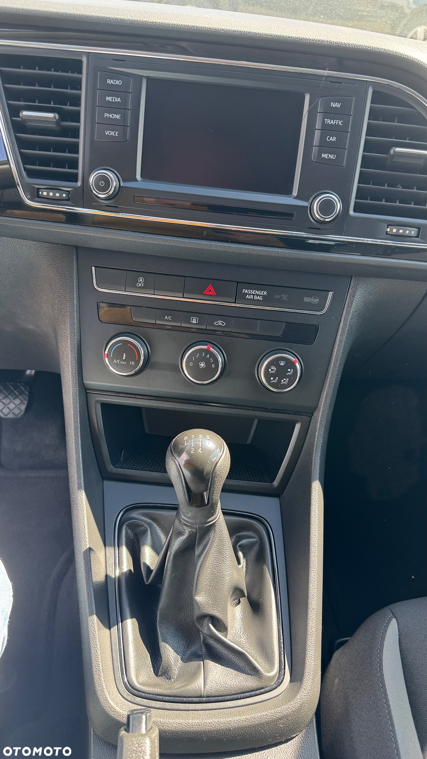 Seat Leon 1.6 TDI DPF Ecomotive Reference - 24