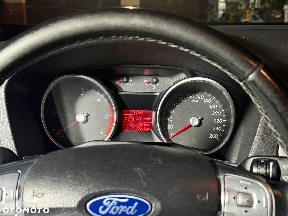 Ford Mondeo 2.0 TDCi Ambiente - 14