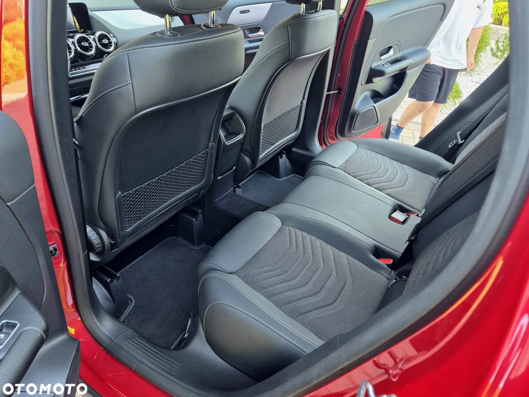 Mercedes-Benz GLA 200 d - 17