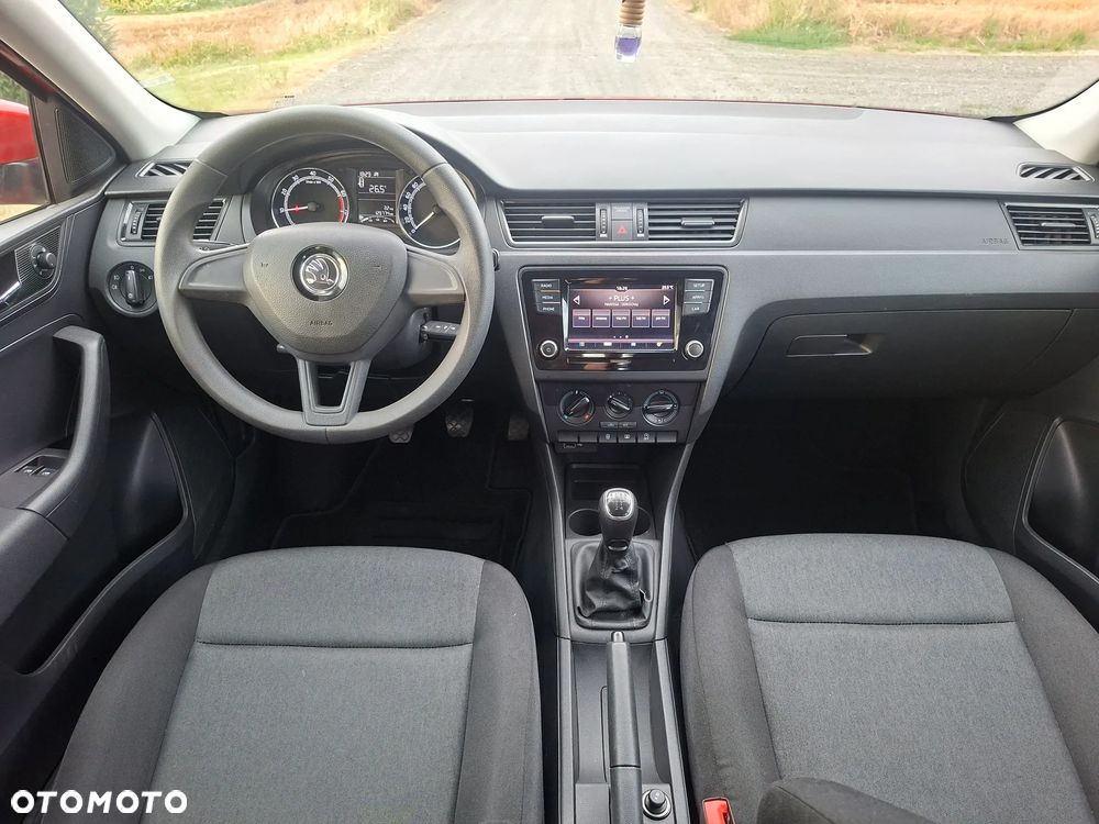 Skoda RAPID - 11