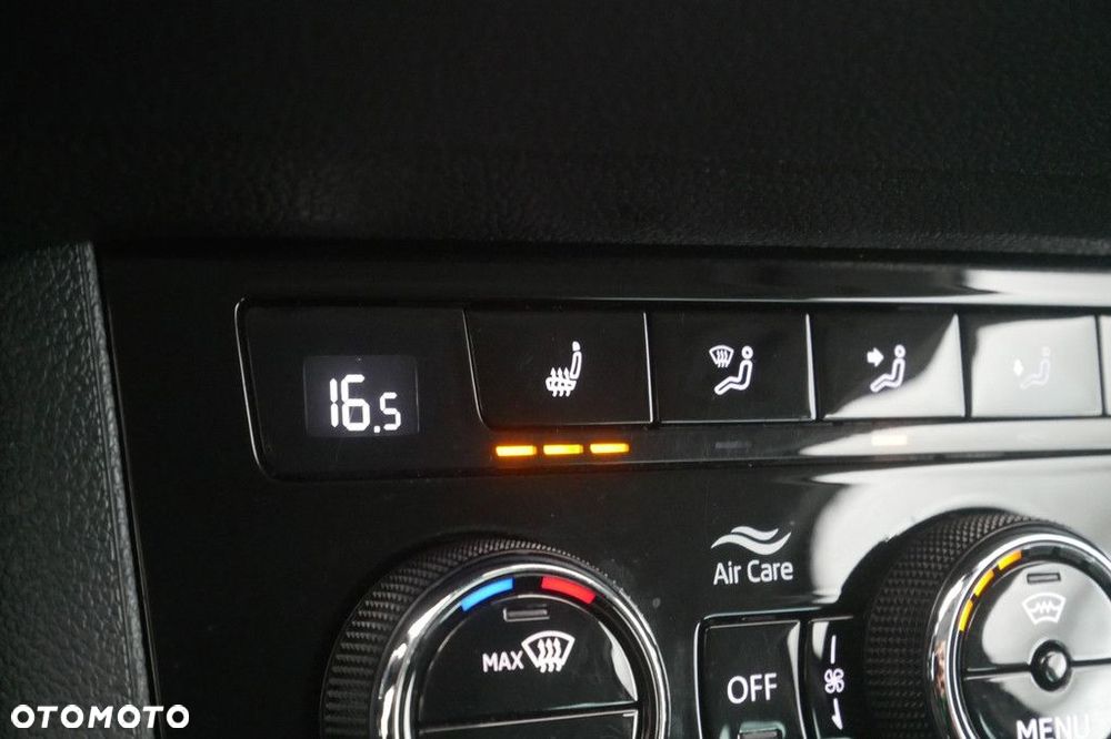 Skoda Karoq 1.5 TSI ACT Style DSG - 22