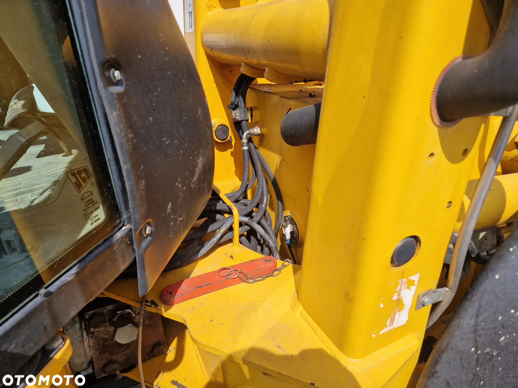 JCB 407 - 12