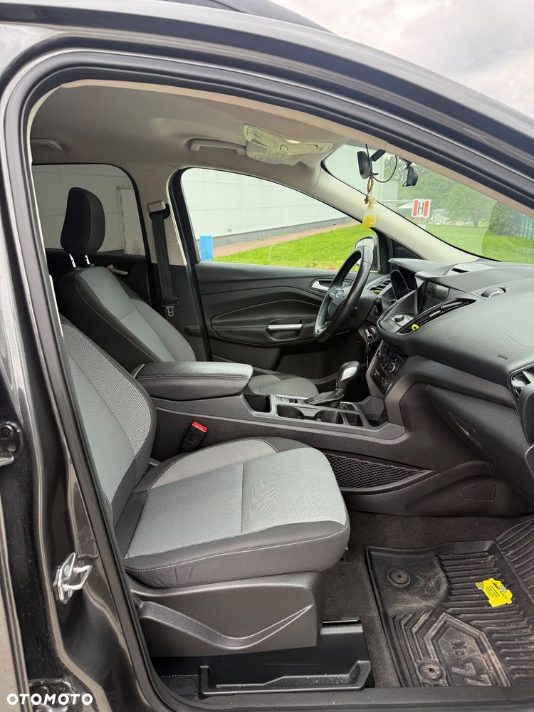 Ford Escape 1.5 EcoBoost AWD SE - 24