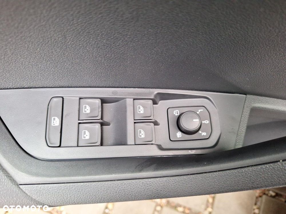 Skoda Karoq 2.0 TDI SCR 4x4 Sportline DSG - 13