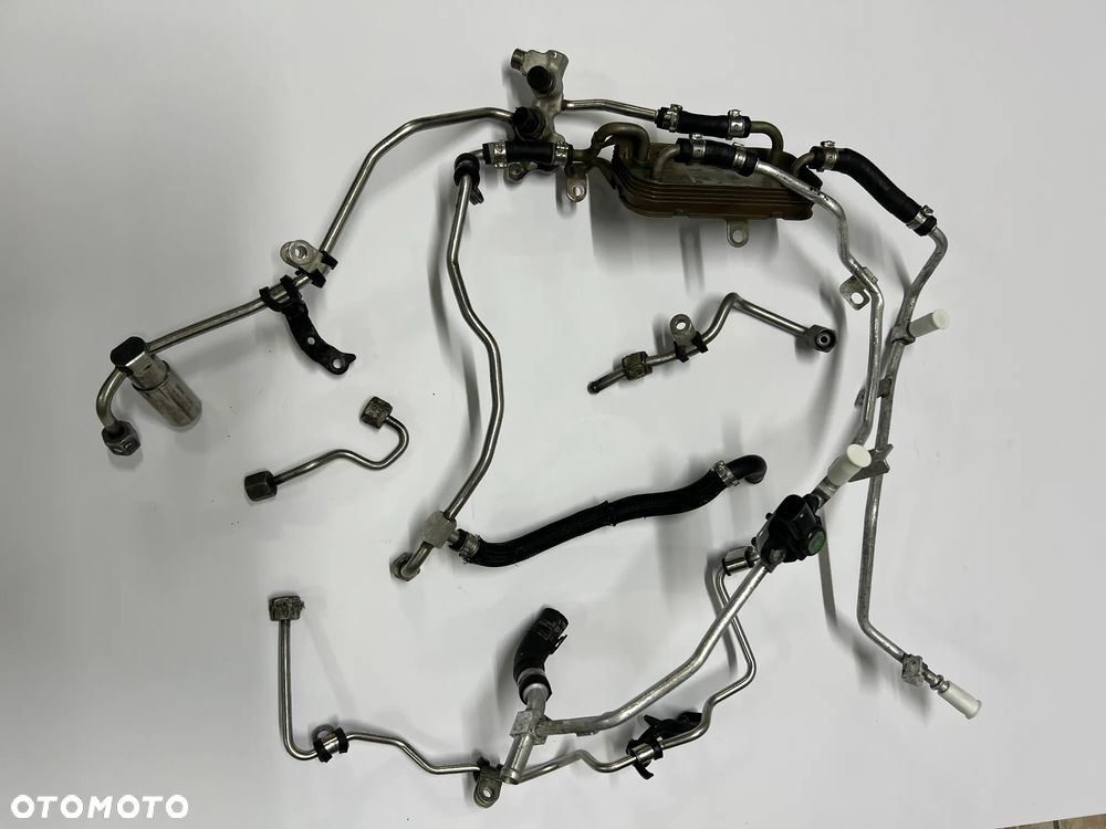 Mercedes 350CGi przewody wysokiego ciśnienia paliwa wraz chlodniczka A2720700279. - 1