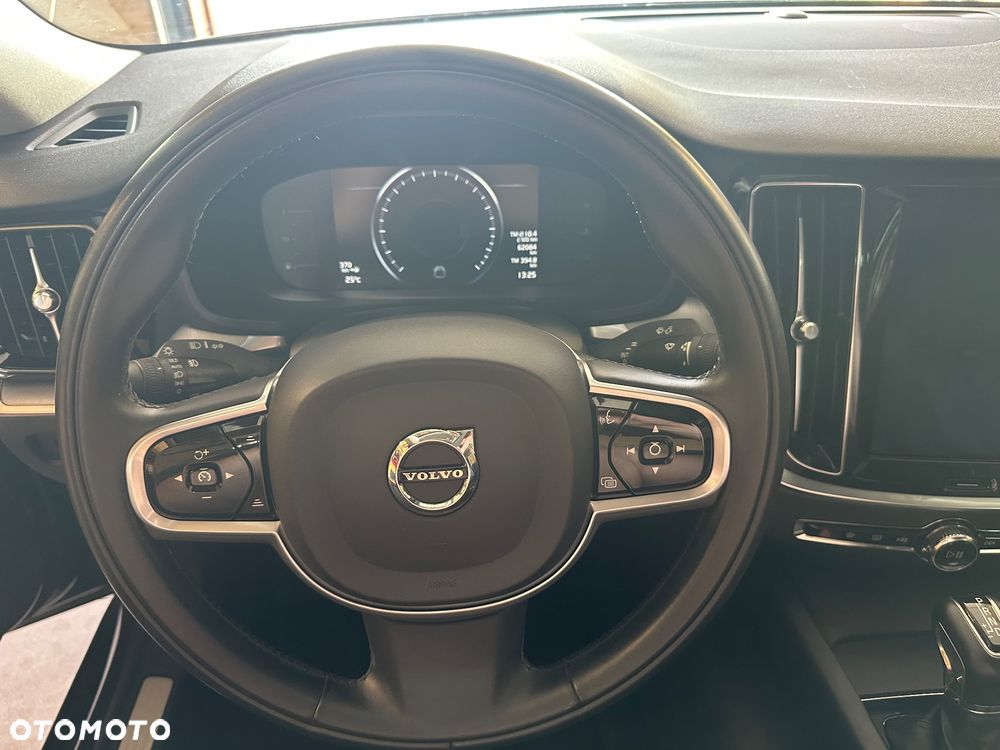 Volvo S60 T6 AWD Momentum Pro - 27