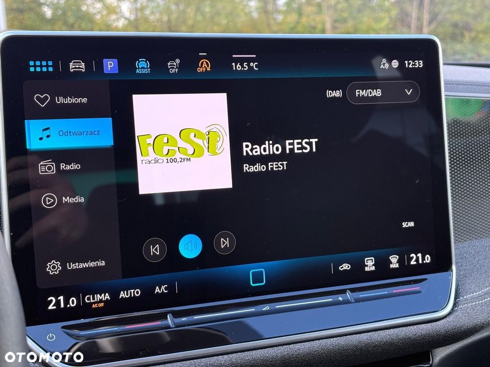 Volkswagen Passat - 18