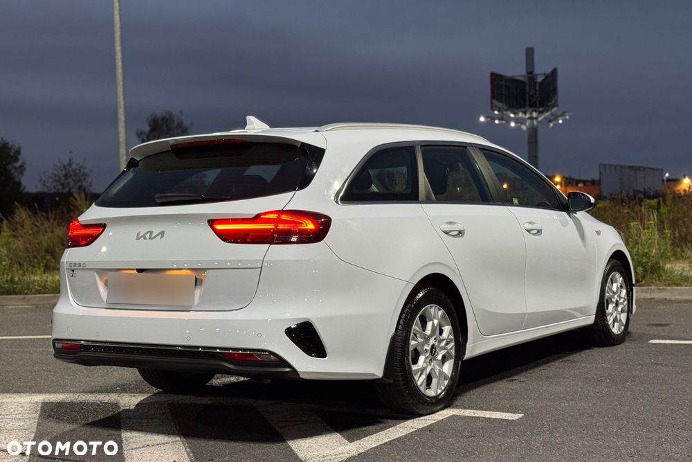 Kia Ceed 1.5 T-GDI M - 19