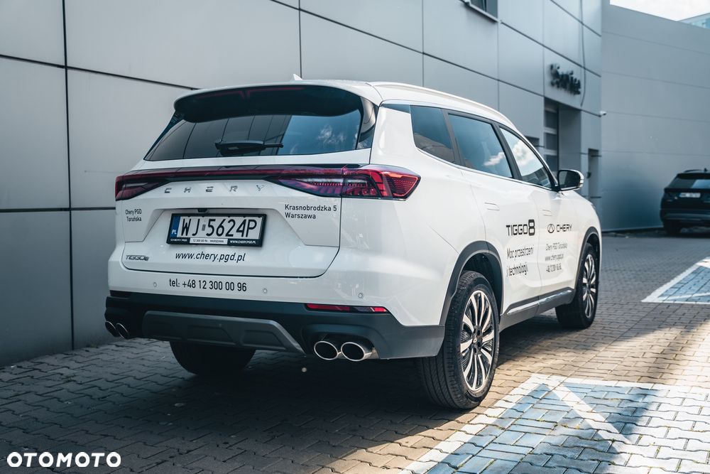 Chery Tiggo 8 1.6 T-GDI Comfort DCT - 8
