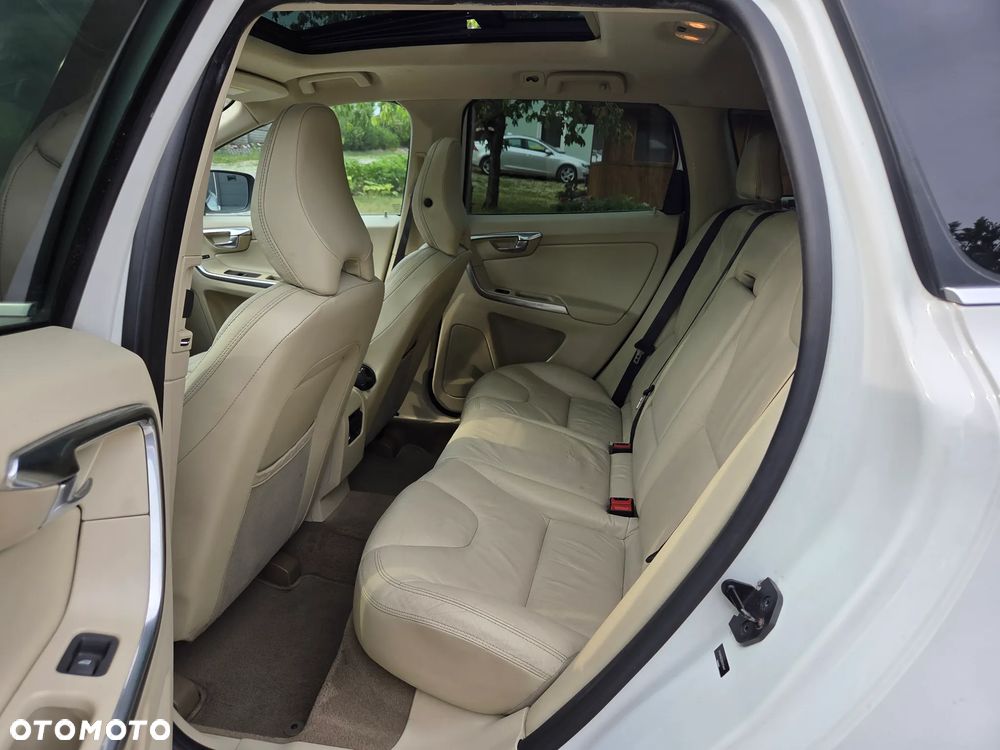 Volvo XC 60 3.2 AWD Summum - 6