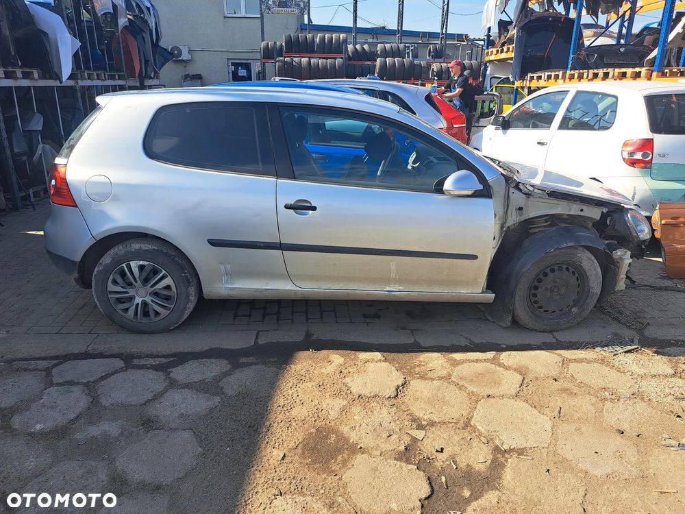 VOLKSWAGEN GOLF V 1.6B 110KM 2004R - CZĘŚCI !!! - 4