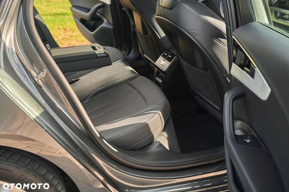 Audi A4 Limousine 35 TFSI S tronic S line - 22