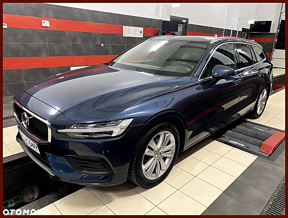 Volvo V60 D4 Geartronic Momentum - 1