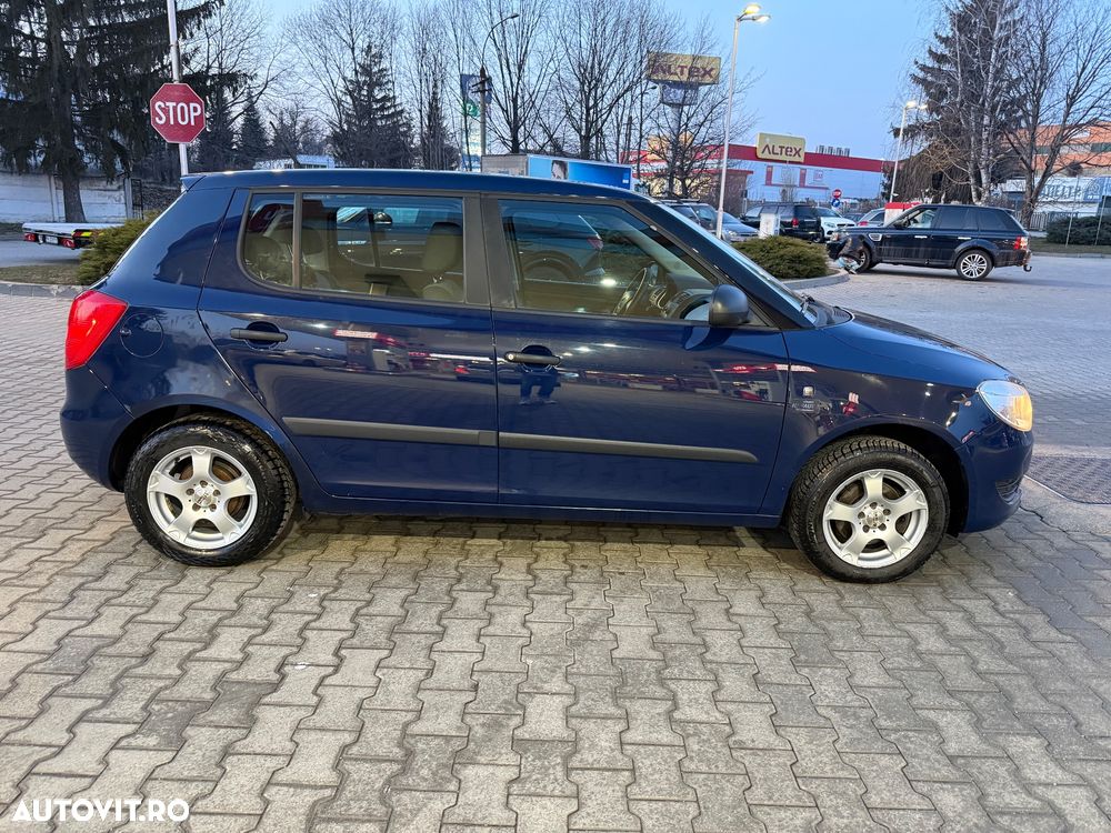 Skoda Fabia 1.2 HTP Fresh - 5