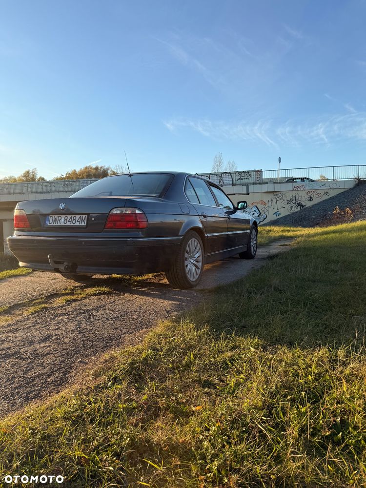 BMW Seria 7 - 3