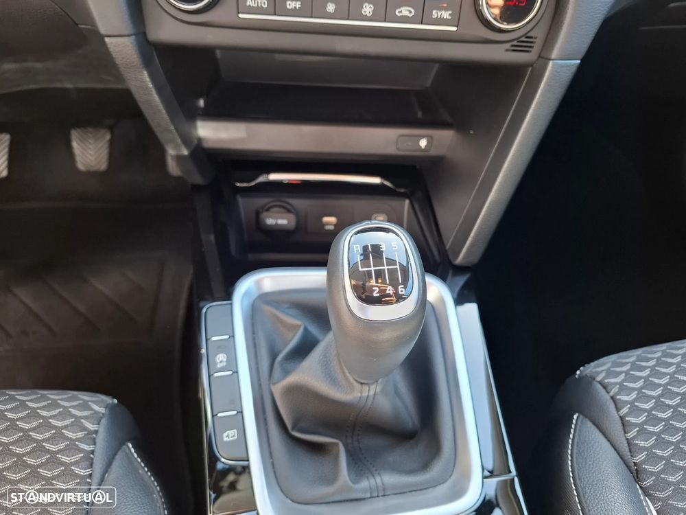 Kia Ceed 1.0 T-GDI Drive - 26