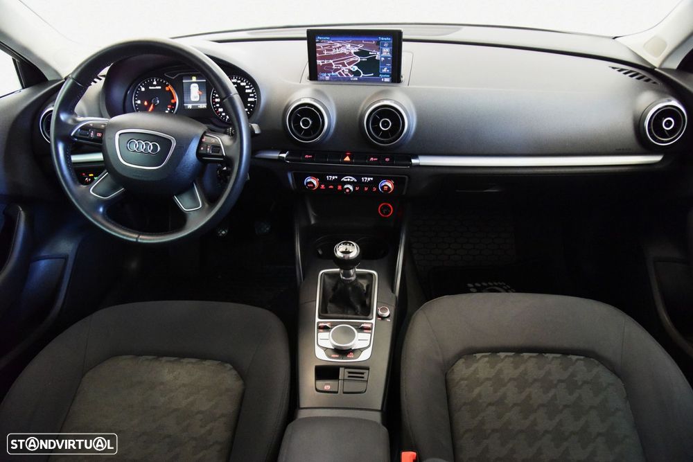 Audi A3 Sportback 1.6 TDI S-line - 14