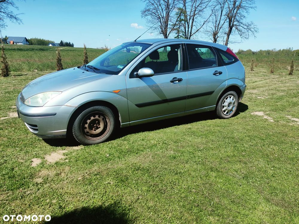 Ford Focus 1.6 Comfort - 3