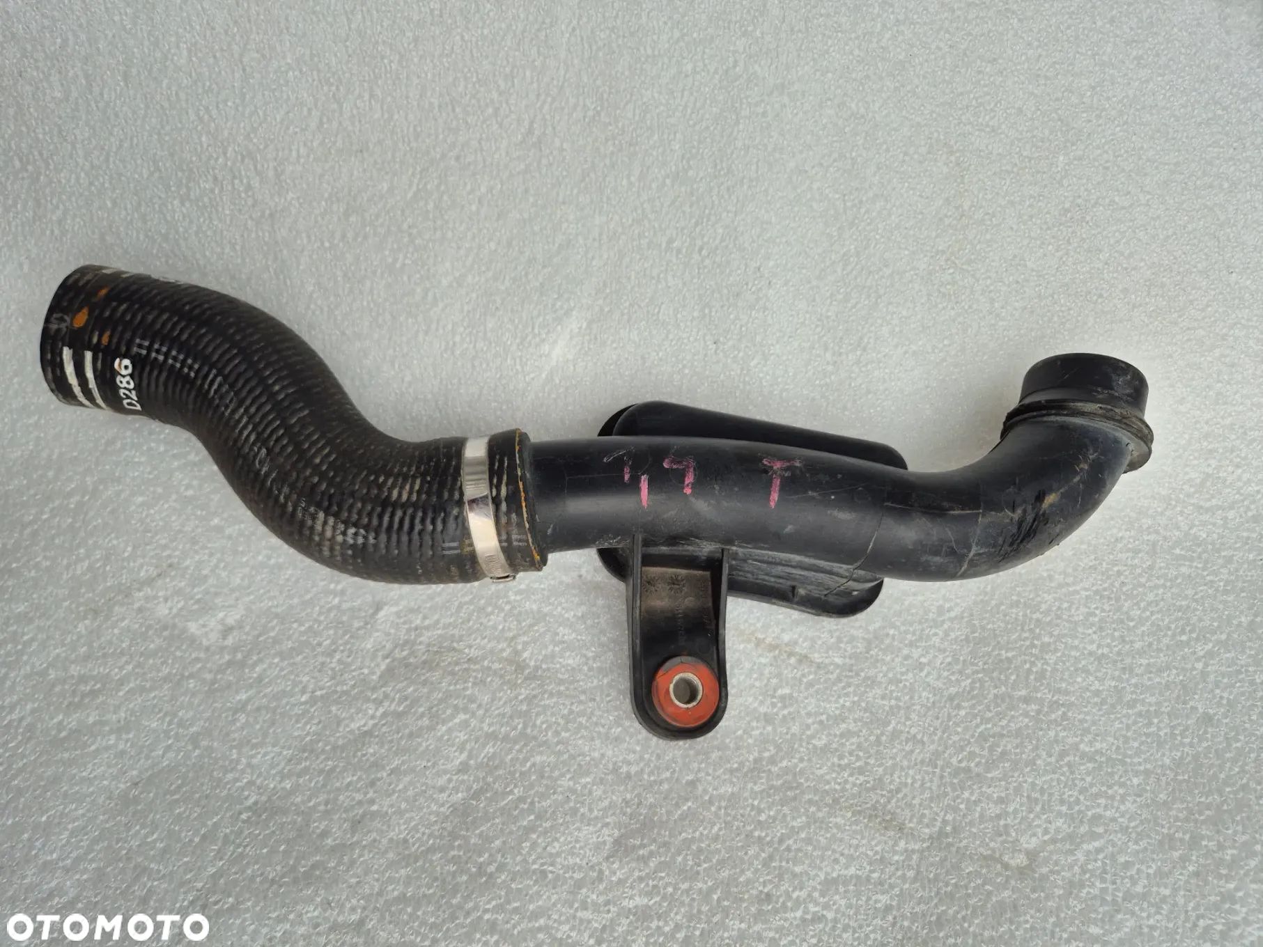 Rura przewód powietrza intercoolera Fiat Jeep 1,4 T-Jet 51960154 - 1
