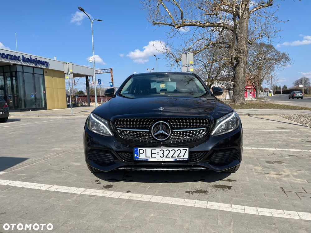 Mercedes-Benz Klasa C 200 4-Matic 7G-TRONIC - 2
