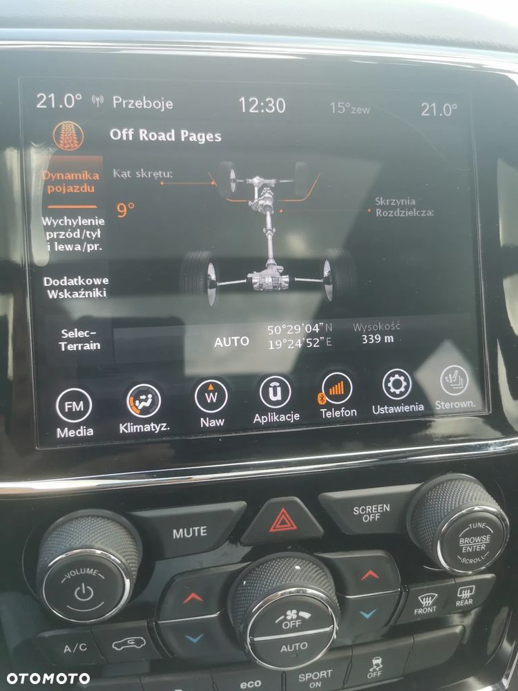 Jeep Grand Cherokee - 27