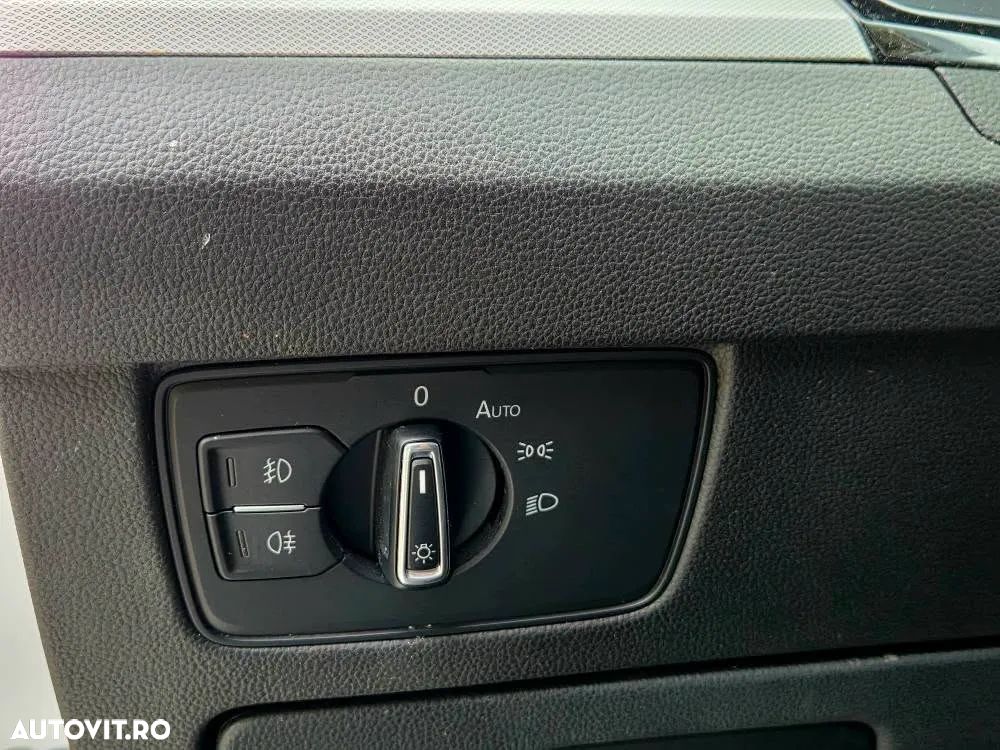 Volkswagen Passat Variant 1.6 TDI (BlueMotion Technology) DSG Comfortline - 18