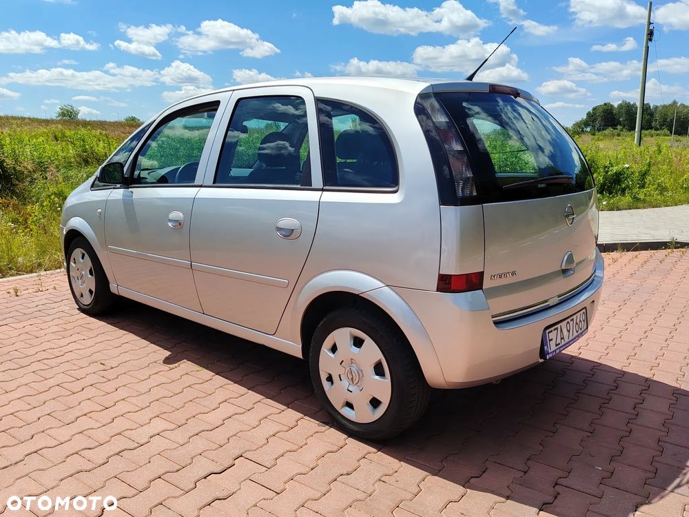 Opel Meriva 1.6 16V - 12