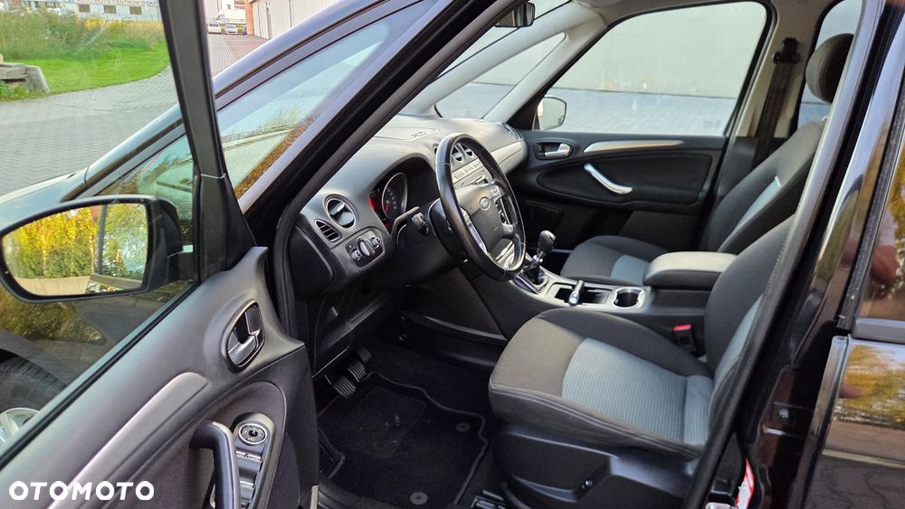 Ford Galaxy 2.0 TDCi Titanium - 23
