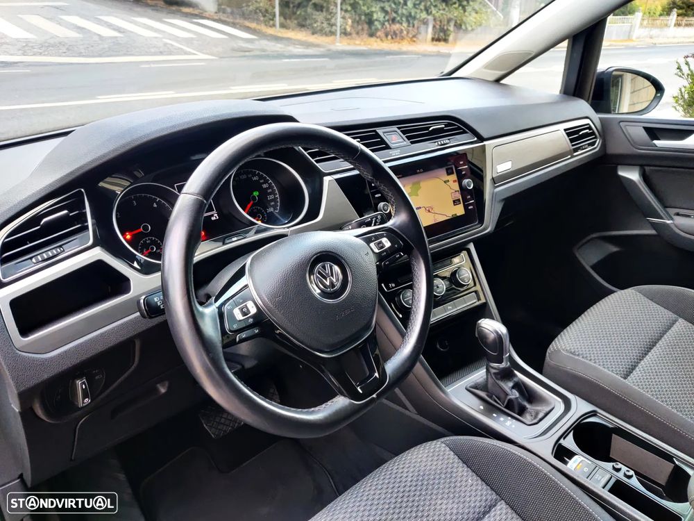 VW Touran 1.6 TDI Confortline DSG - 16