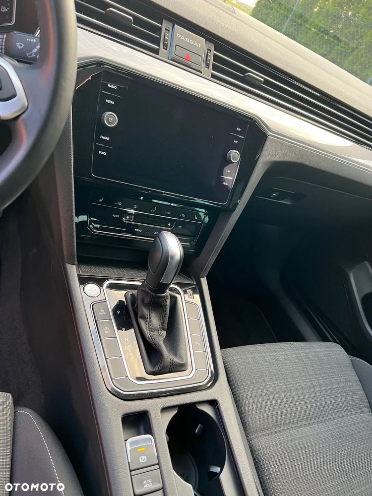 Volkswagen Passat 2.0 TDI EVO Business DSG - 11