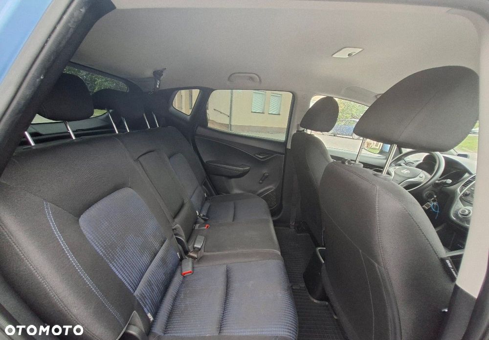 Hyundai ix20 - 16