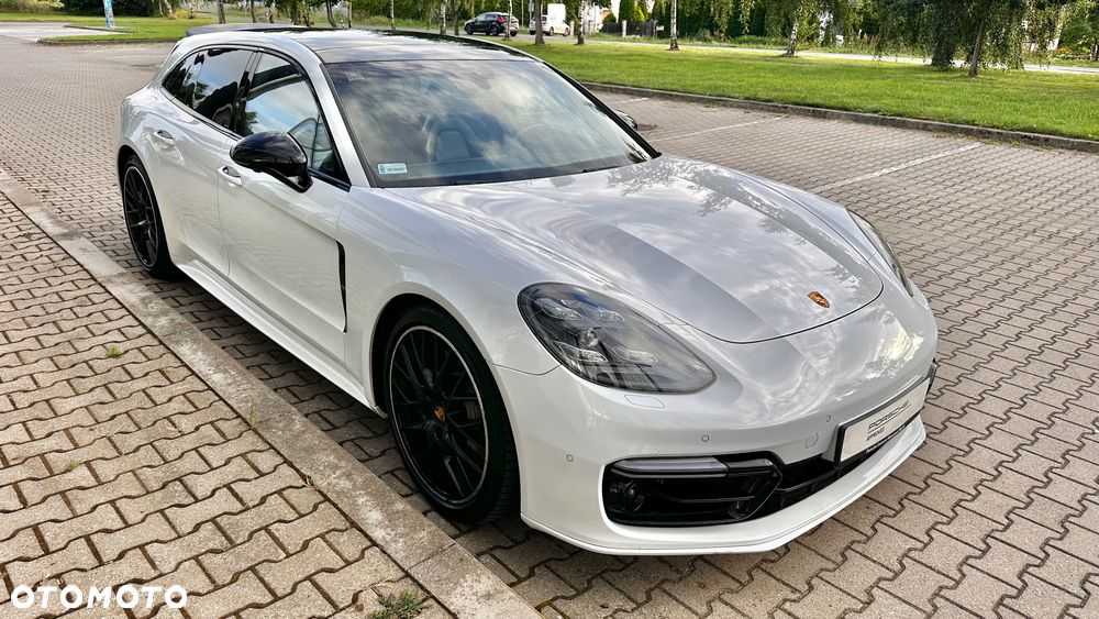 Porsche Panamera 4S Executive - 8
