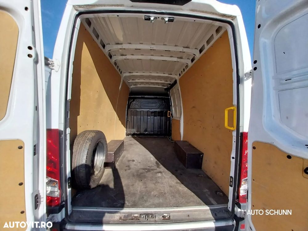 Iveco Daily 35S14 VAN - 21