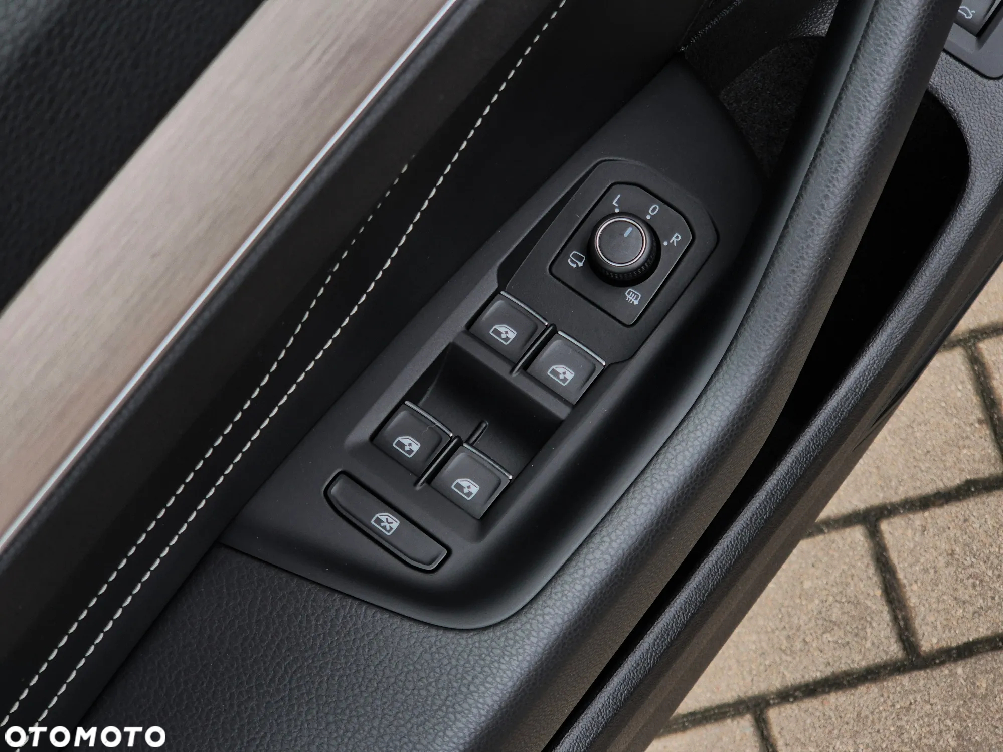 Volkswagen Passat 1.5 TSI EVO Elegance - 18