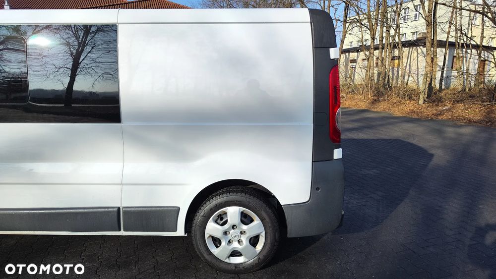 Opel Vivaro - 5