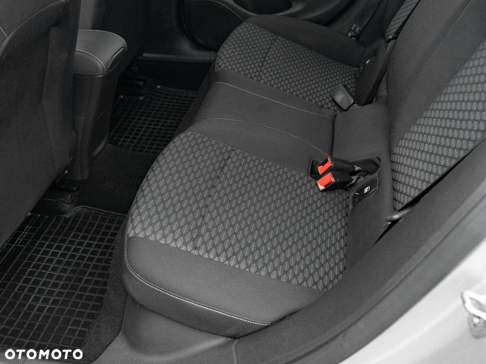 Opel Astra 1.2 T Edition S&S - 24