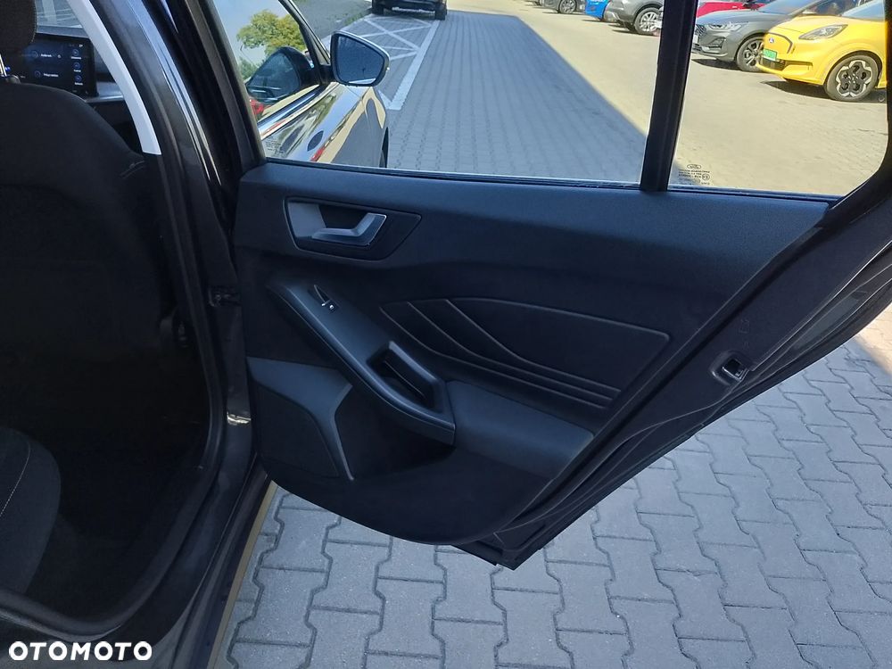Ford Focus 1.0 EcoBoost Titanium - 10