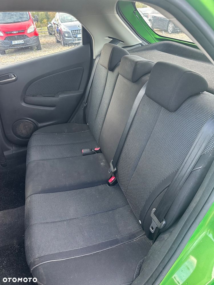 Mazda 2 - 8