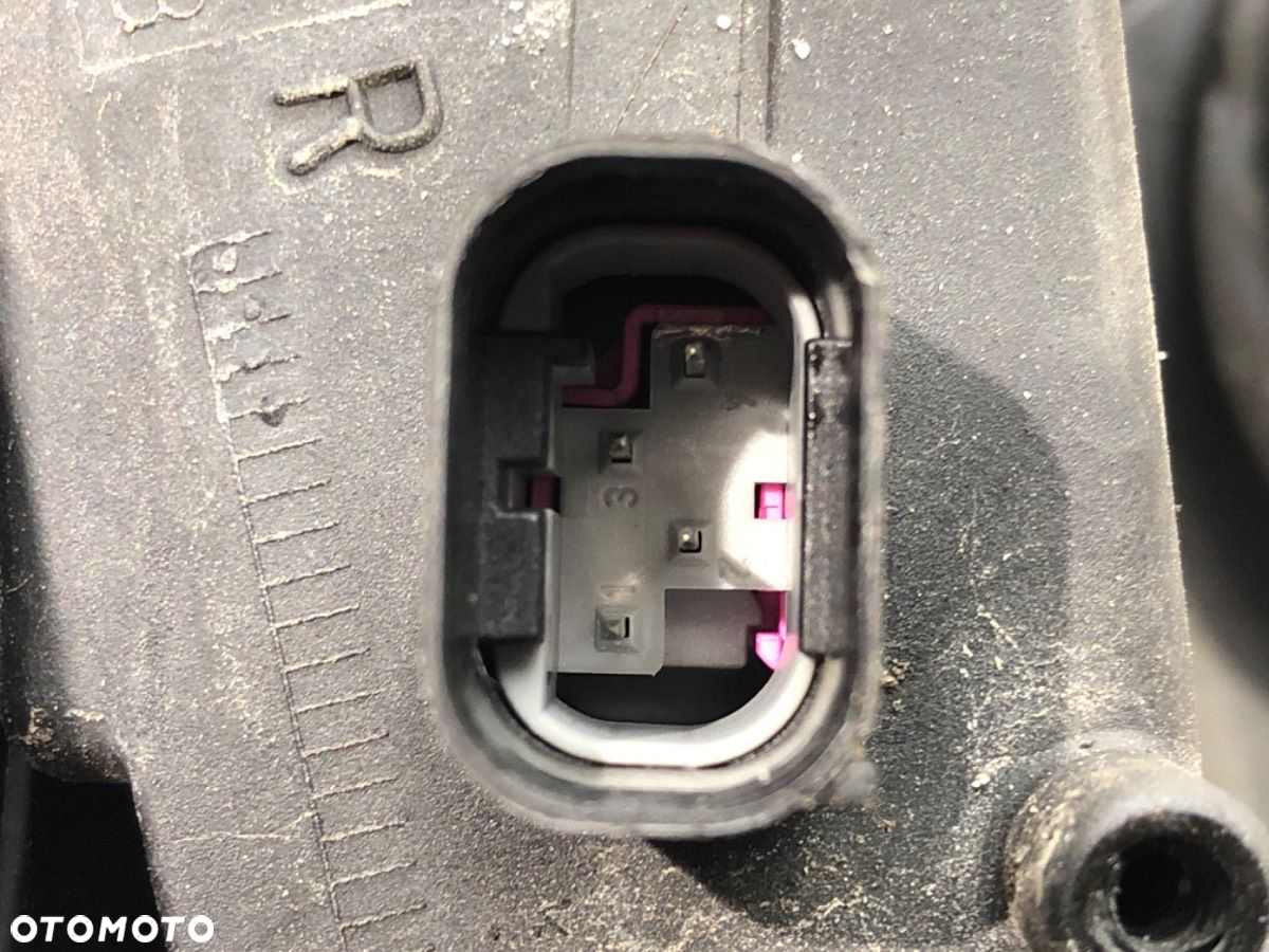 REFLEKTOR PRAWY XENON - 399.00 PLN - BMW 3 Compact (E46) 2001 - 2005  6905496 - 7