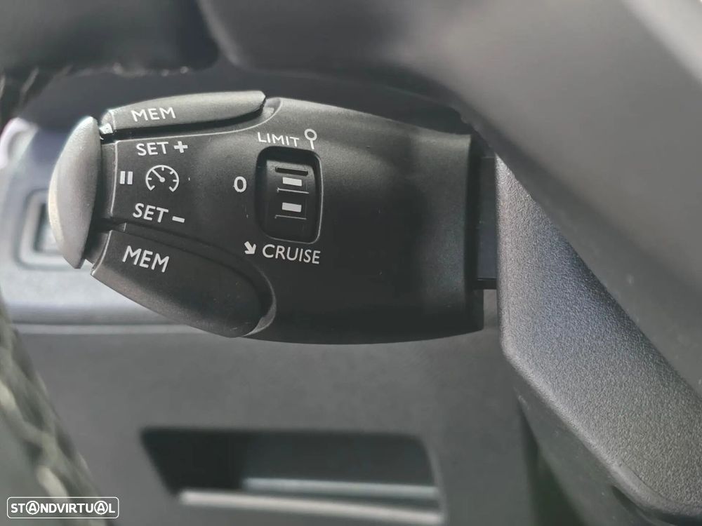 Peugeot 3008 PureTech 130 Stop & Start GPF EAT8 Active Pack - 14