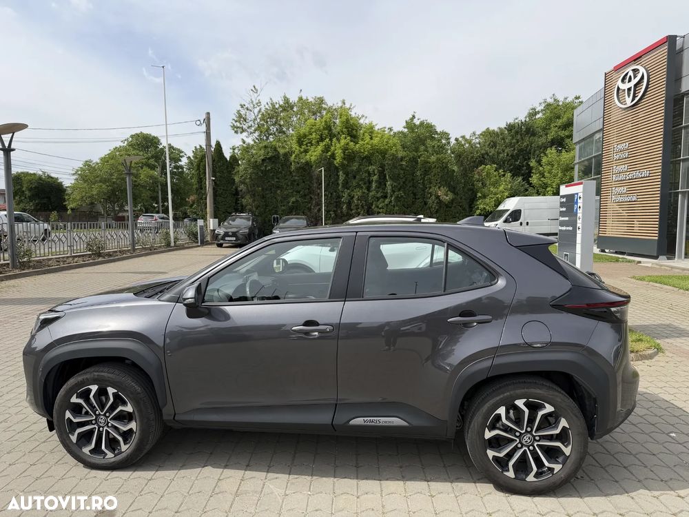 Toyota Yaris Cross 1.5 VVT-i HSD 4x2 Dynamic - 5