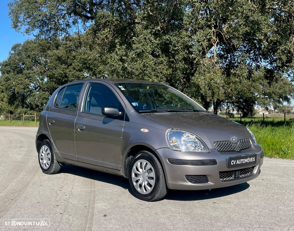 Toyota Yaris 1.0 Sol - 3
