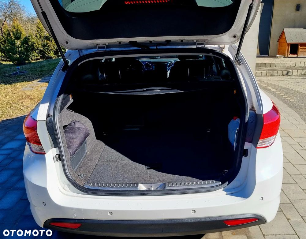 Hyundai i40 i40cw 1.7 CRDi Fifa World Cup Edition - 7