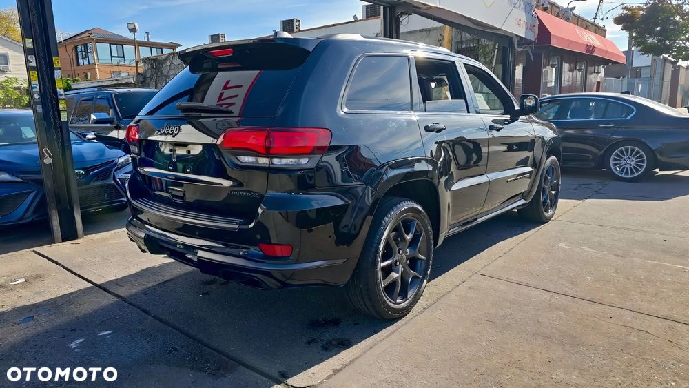 Jeep Grand Cherokee - 4