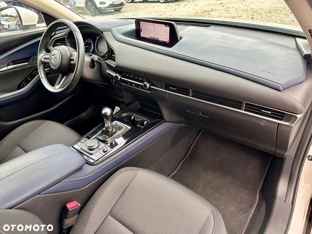 Mazda CX-30 2.0 mHEV Hikari 2WD - 31