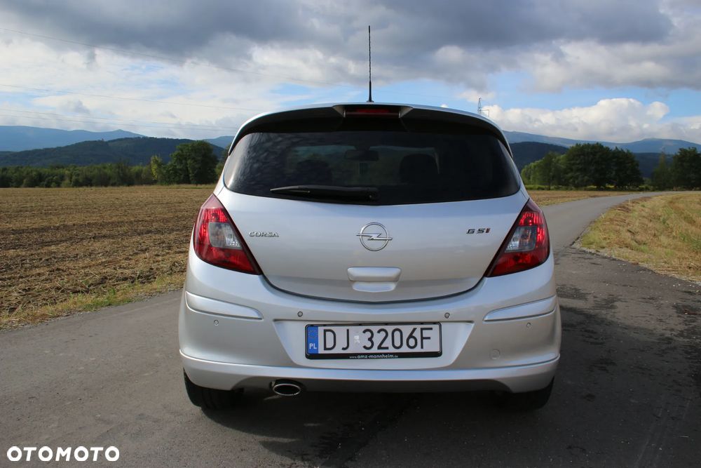 Opel Corsa 1.6T GSI - 20
