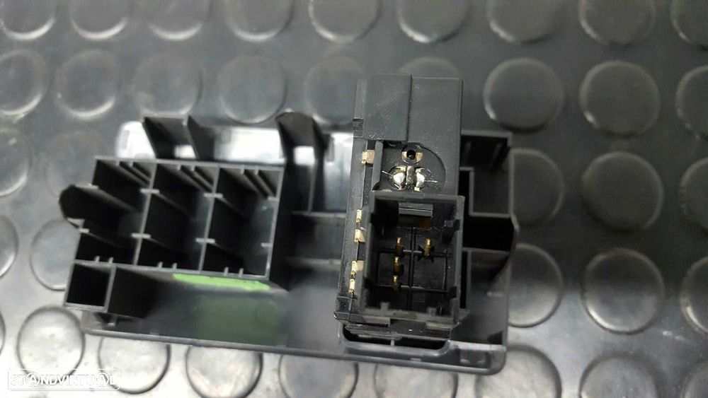 CONTROLE DE AJUSTE DE LUZES RENAULT KANGOO EXPRESSION - 2