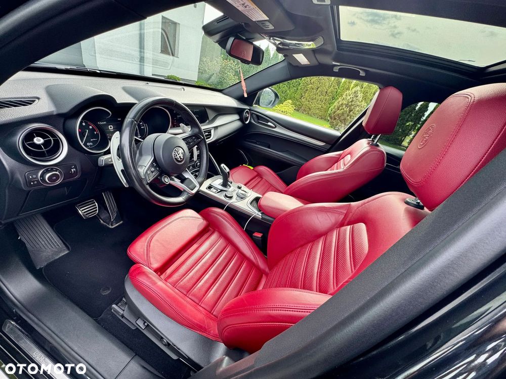 Alfa Romeo Stelvio 2.0 Turbo Veloce Q4 - 5